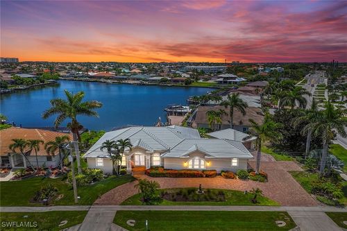 1264 Whiteheart Ave, MARCO ISLAND, FL, 34145-4646 | Card Image