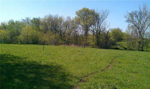 32910 S Gregg Rd, Creighton, MO, 64739-9158 | Card Image