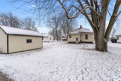 107 E Liberty St, Joy, IL, 61260-8592 | Card Image