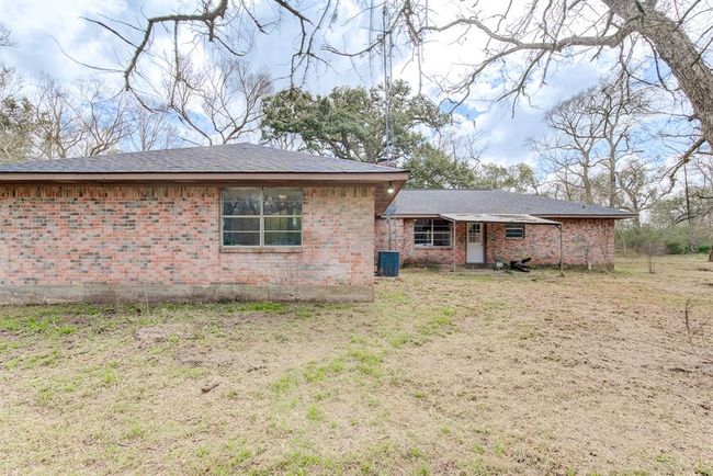21072 N Highway 36, House other with 4 bedrooms, 3 bathrooms and 2 parking in Brazoria TX | Image 35