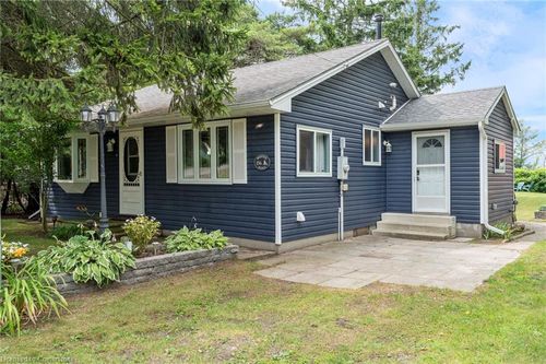 156 Woodstock Ave, Port Rowan, ON, N0E1M0 | Card Image
