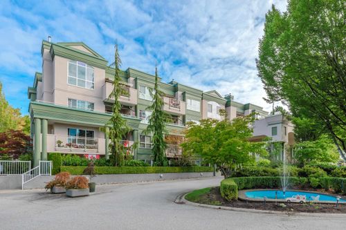 303-13870 70 Ave, Surrey, BC, V3W0R9 | Card Image