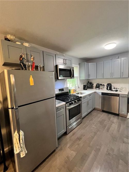 29 Apple Ln, Westbrookville, NY, 12785-5001 | Card Image