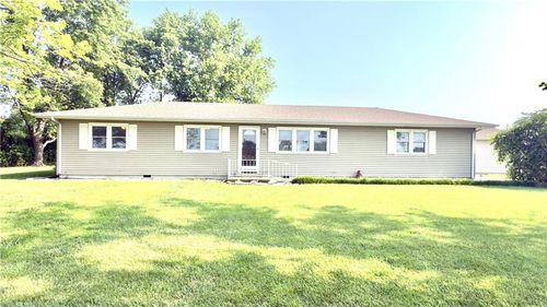 16633 E Mission Rd, Nevada, MO, 64772-7729 | Card Image
