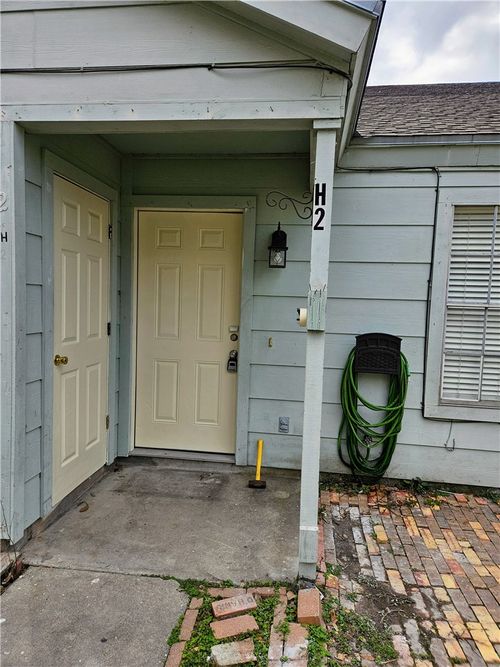 h-2-7202 Mansions Drive, Corpus Christi, TX, 78414 | Card Image
