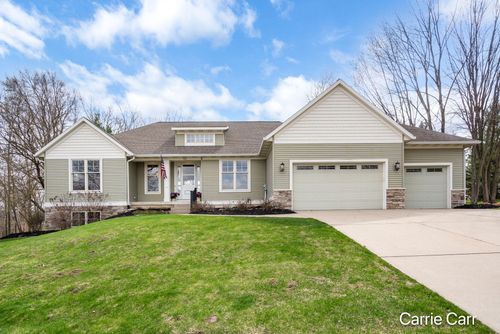 80 Chelsea Ct Ne, Rockford, MI, 49341-1511 | Card Image
