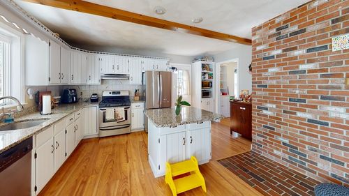 11A Pearl St, Woburn, MA, 01801 | Card Image