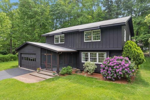 11 Parkhurst Dr, Hudson, NH, 03051-4435 | Card Image
