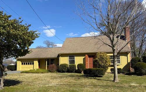 107 Lockland Ave, Framingham, MA, 01701-7941 | Card Image