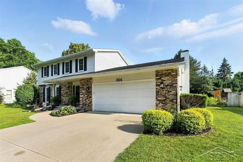 301 Nakoma Drive, Midland, MI, 48640 | Card Image