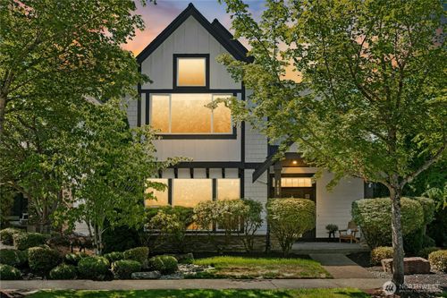 3419 Ne Meadow Way, Issaquah, WA, 98029-3614 | Card Image