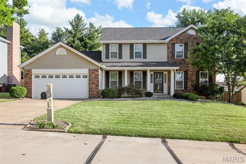 4112 Stafford Place Ct, Saint Charles, MO, 63304-8708 | Card Image