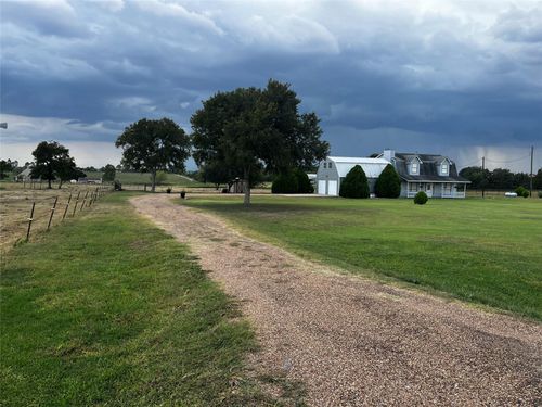 1100 Swiss Alp Hills Loop, Schulenburg, TX, 78956-5556 | Card Image