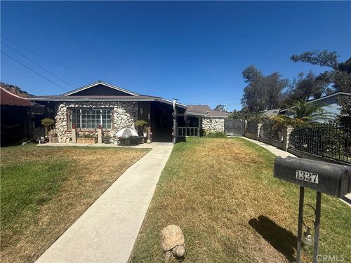 1337 Clovis Ct, Pomona, CA, 91766-5016 | Card Image