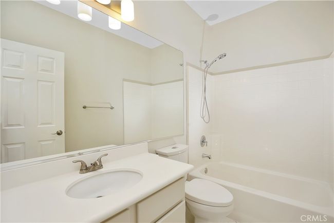 5 Bradford, Townhouse with 2 bedrooms, 2 bathrooms and 2 parking in Irvine CA | Image 25