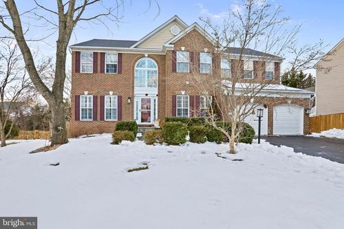 325 Bill Brower Ct, PURCELLVILLE, VA, 20132-7201 | Card Image