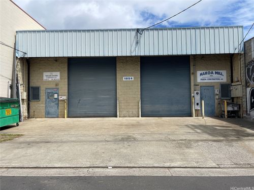 1824 Kahai St, Honolulu, HI, 96819-3166 | Card Image