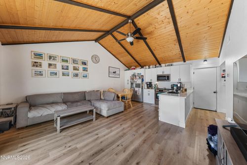 21 Castle Way, Carson City, NV, 89706-1932 | Card Image