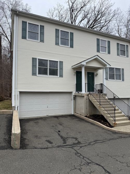 401-11 Scuppo Road, Danbury, CT, 06811 | Card Image