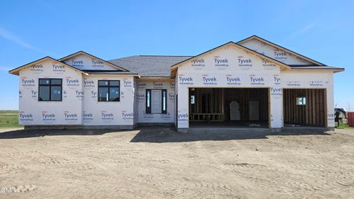4530 Trailblazer Loop, Mandan, ND, 58554-1001 | Card Image