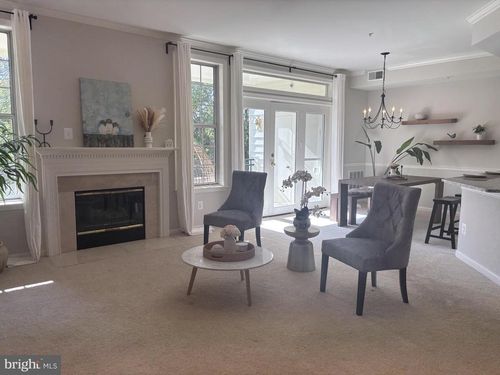 apt-c-1334 Garden Wall Cir, RESTON, VA, 20194-2035 | Card Image