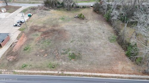 289 W Beacon St, Philadelphia, MS, 39350-3152 | Card Image