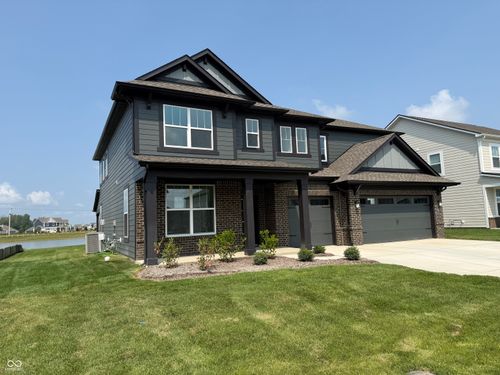 8640 Georgina St, Fortville, IN, 46040-4058 | Card Image