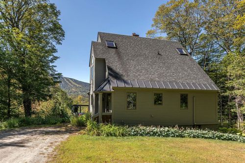 14 Mountain Haunts Rd, Winhall, VT, 05340-8827 | Card Image