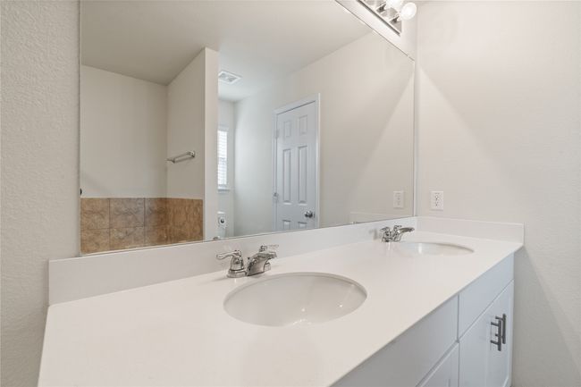 1113 Trace Dr, House other with 3 bedrooms, 2 bathrooms and null parking in Aubrey TX | Image 17
