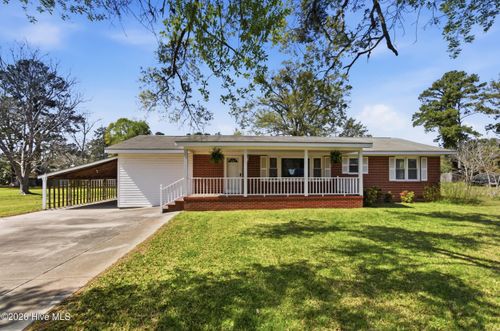 204 Glenburnie Dr, New Bern, NC, 28560-2848 | Card Image