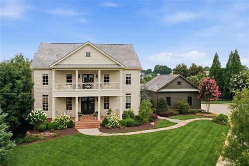 210 Tifton Ln, Roswell, GA, 30075-1071 | Card Image
