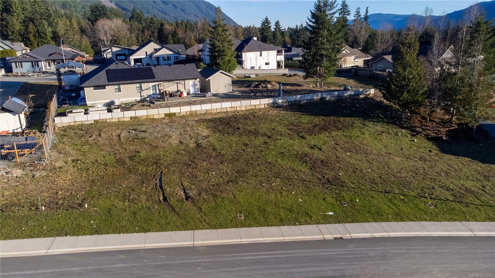 Residential in Lake Cowichan 3