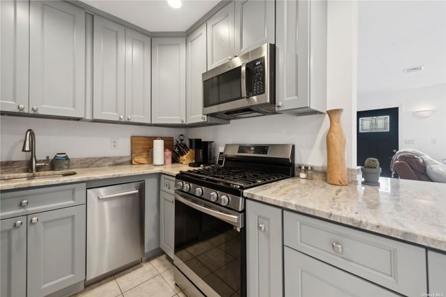 103 - 661A E Broadway, Condo with 3 bedrooms, 2 bathrooms and 3 parking in Long Beach NY | Image 11