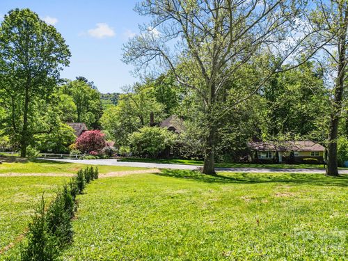 99999 Country Club Road, Asheville, NC, 28804 | Card Image