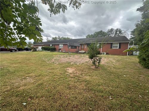 110 Hickory St, Letart, WV, 25253-9704 | Card Image