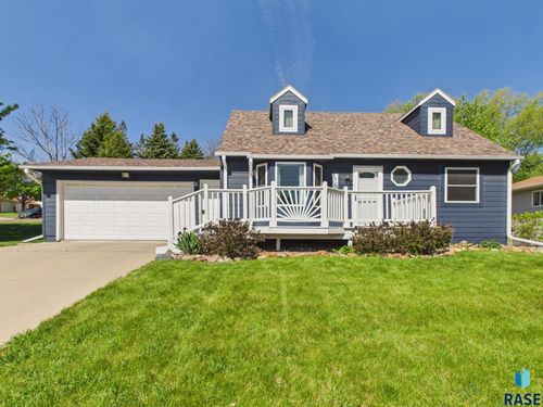 5701 W Coughran Ct Court, Sioux Falls, SD, 57106 | Card Image