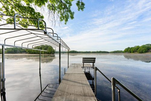 21165 Elkview Cir, Richmond, MN, 56368-7305 | Card Image