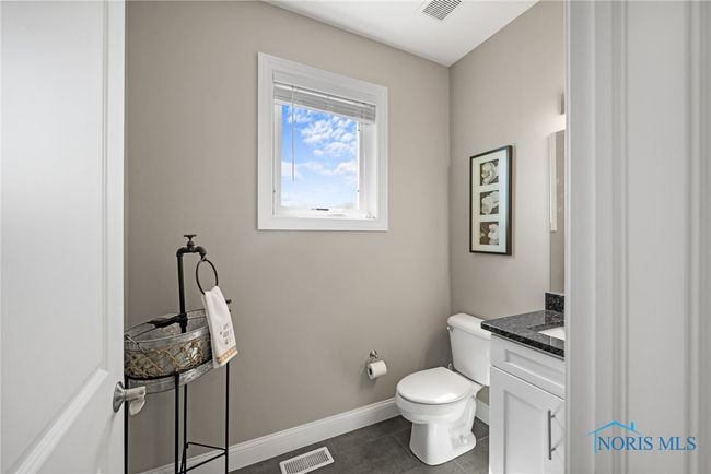 9575 Newbury Ln, House other with 4 bedrooms, 4 bathrooms and 3 parking in Whitehouse OH | Image 17