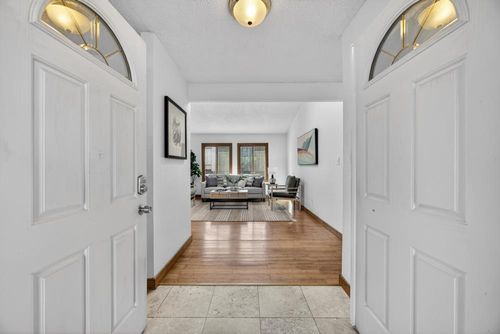 3720 Station St, Sacramento, CA, 95827-3714 | Card Image