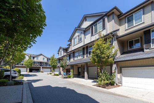 28-20831 70 Ave, Langley, BC, V2Y0H1 | Card Image
