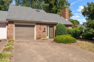 706 Steeplechase Way, House other with 3 bedrooms, 2 bathrooms and null parking in Bowling Green KY | Image 1