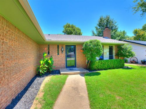 115 Willoway Drive, Norman, OK, 73072 | Card Image