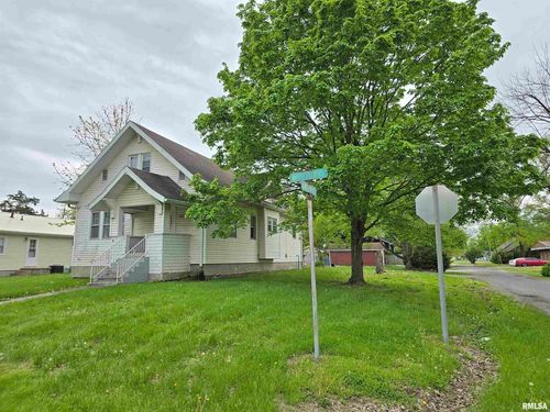 1201 E Noleman St, Centralia, IL, 62801-3317 | Card Image