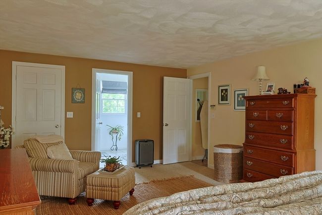 98 Robinette Rd, House other with 4 bedrooms, 3 bathrooms and 6 parking in Stoughton MA | Image 36