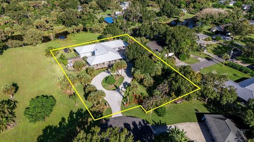 885 44th Ct, Vero Beach, FL, 32966-2805 | Card Image