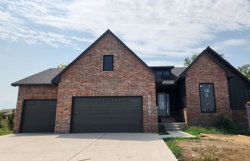 5017 N Shoreside St, Maize, KS, 67101-8712 | Card Image