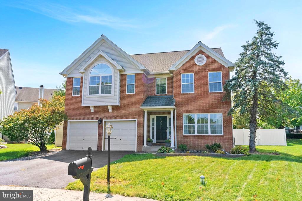 Lion Ct, Royersford, PA 19468