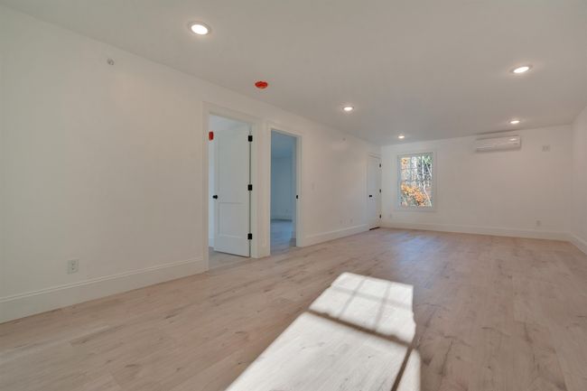 B - 13 Miami Way, Condo with 2 bedrooms, 1 bathrooms and null parking in Rochester NH | Image 9