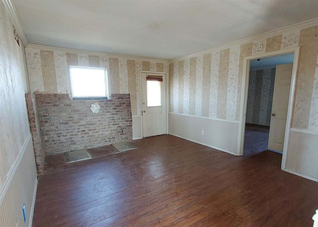 584 County Road 2131, House other with 2 bedrooms, 2 bathrooms and null parking in Telephone TX | Image 9
