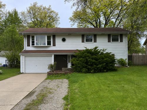928 W 68th Pl, Merrillville, IN, 46410-3403 | Card Image